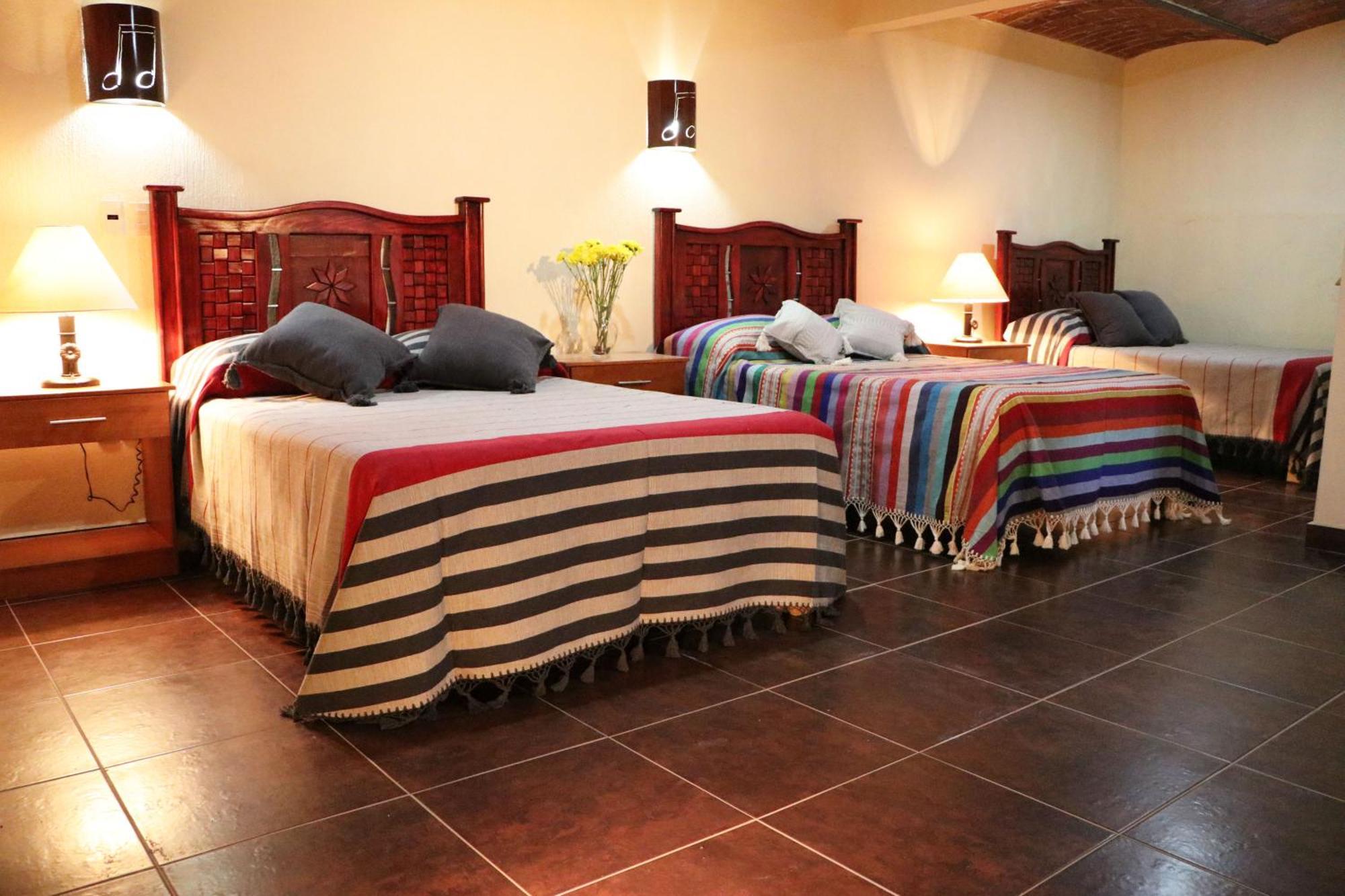 Hotel Castillo Santa Cecilia Тапальпа Екстер'єр фото