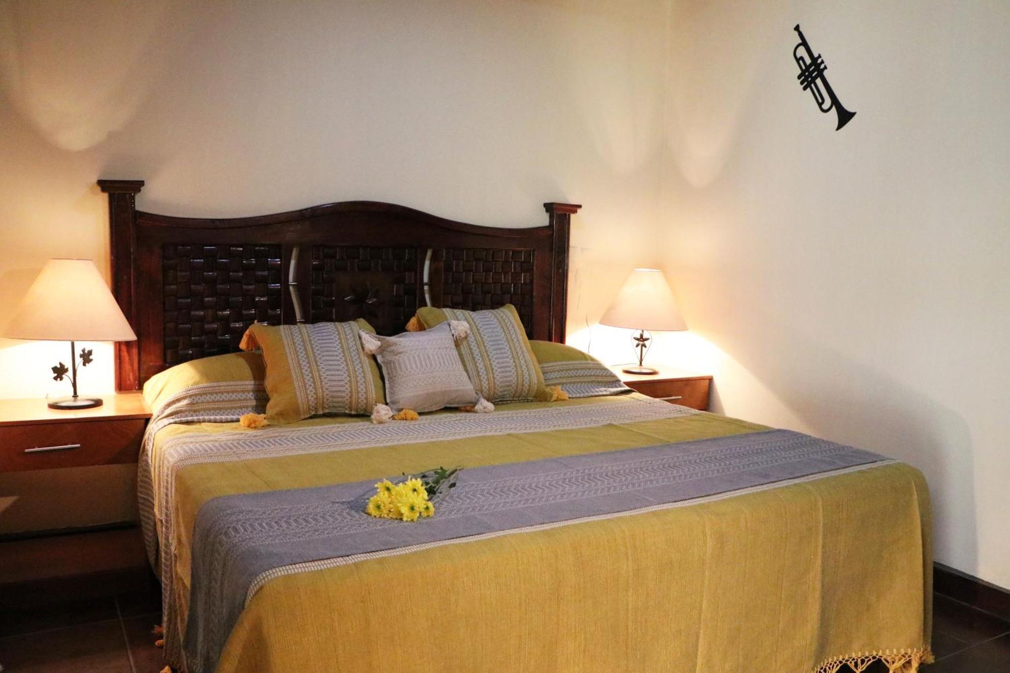 Hotel Castillo Santa Cecilia Тапальпа Екстер'єр фото