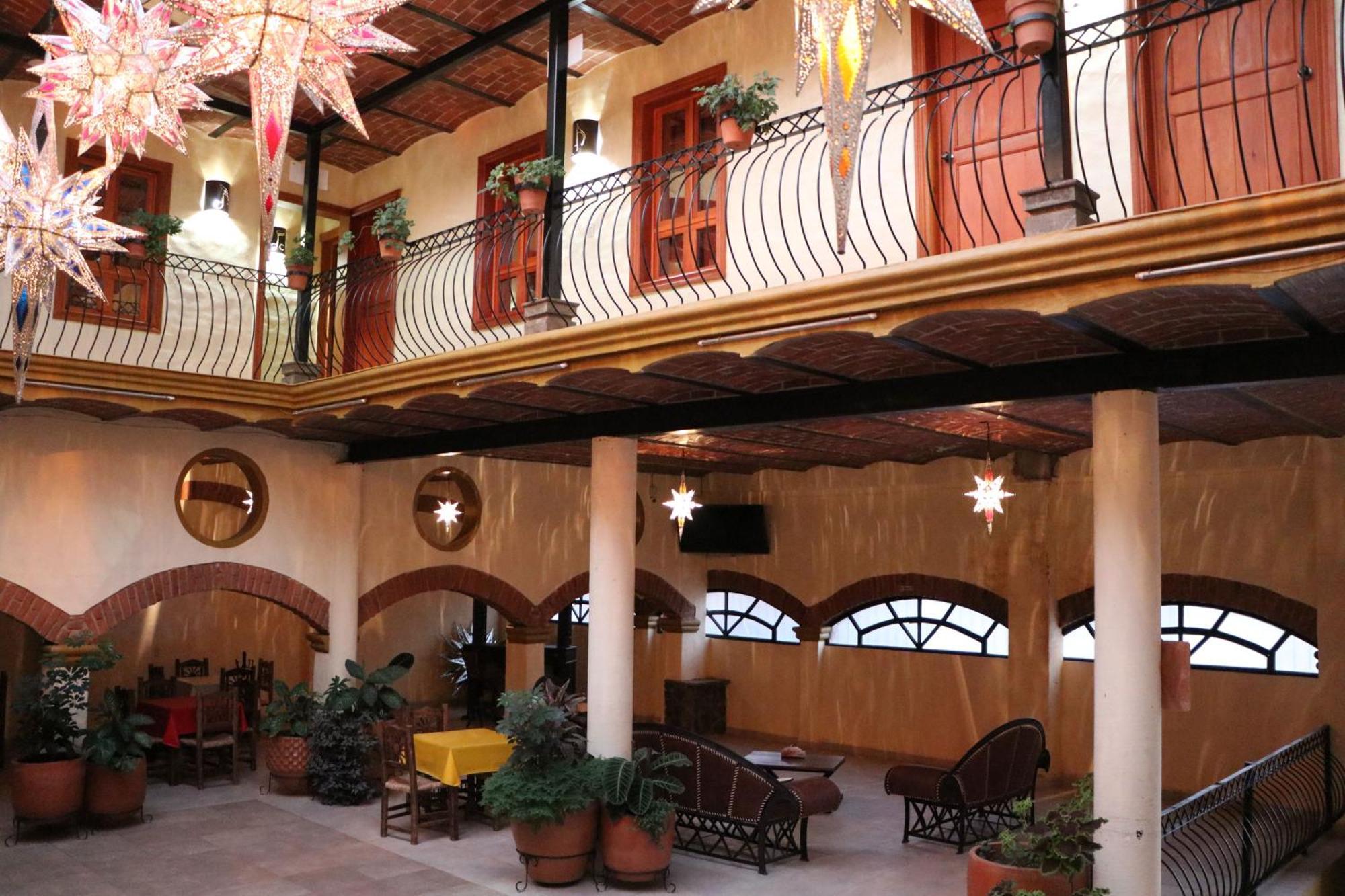 Hotel Castillo Santa Cecilia Тапальпа Екстер'єр фото